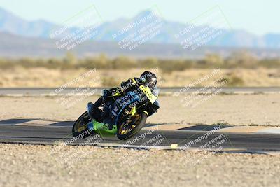 media/Dec-07-2025-CVMA (Sun) [[3e7d2de5dc]]/Race 18-Formula Twins-Formula 40 UL/